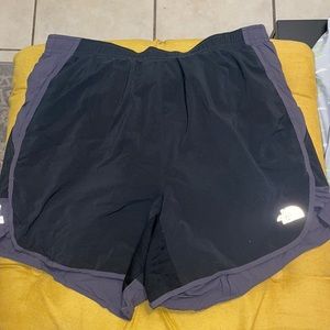 The north face shorts with back pocket